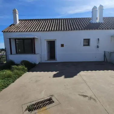 Sale of townhouse in Doña Julia
