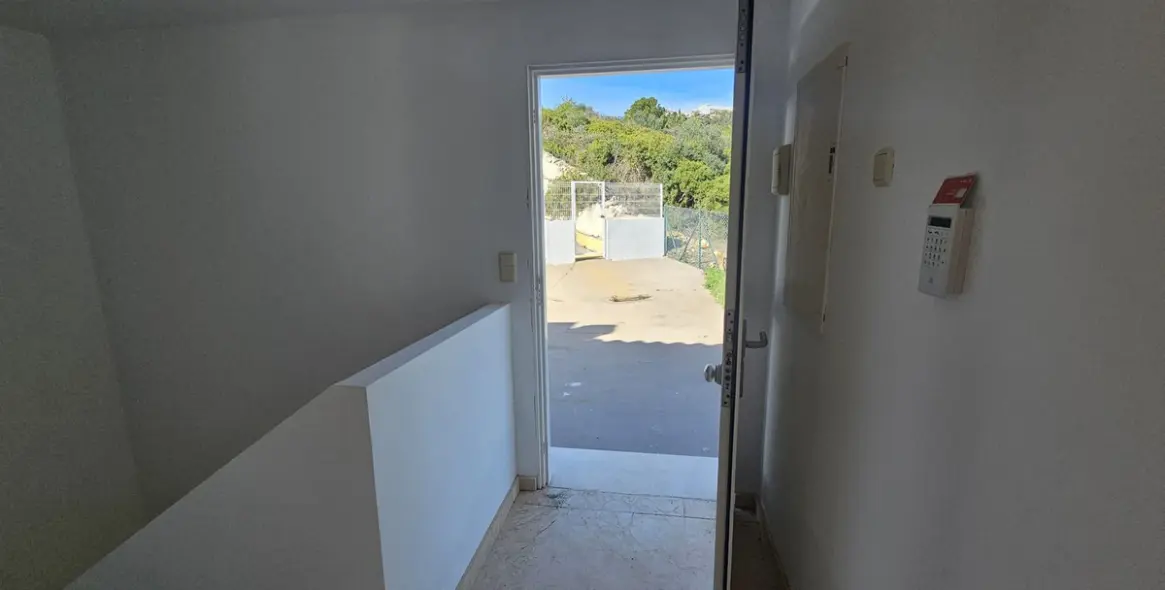 Продажа таунхауса в Doña Julia 6