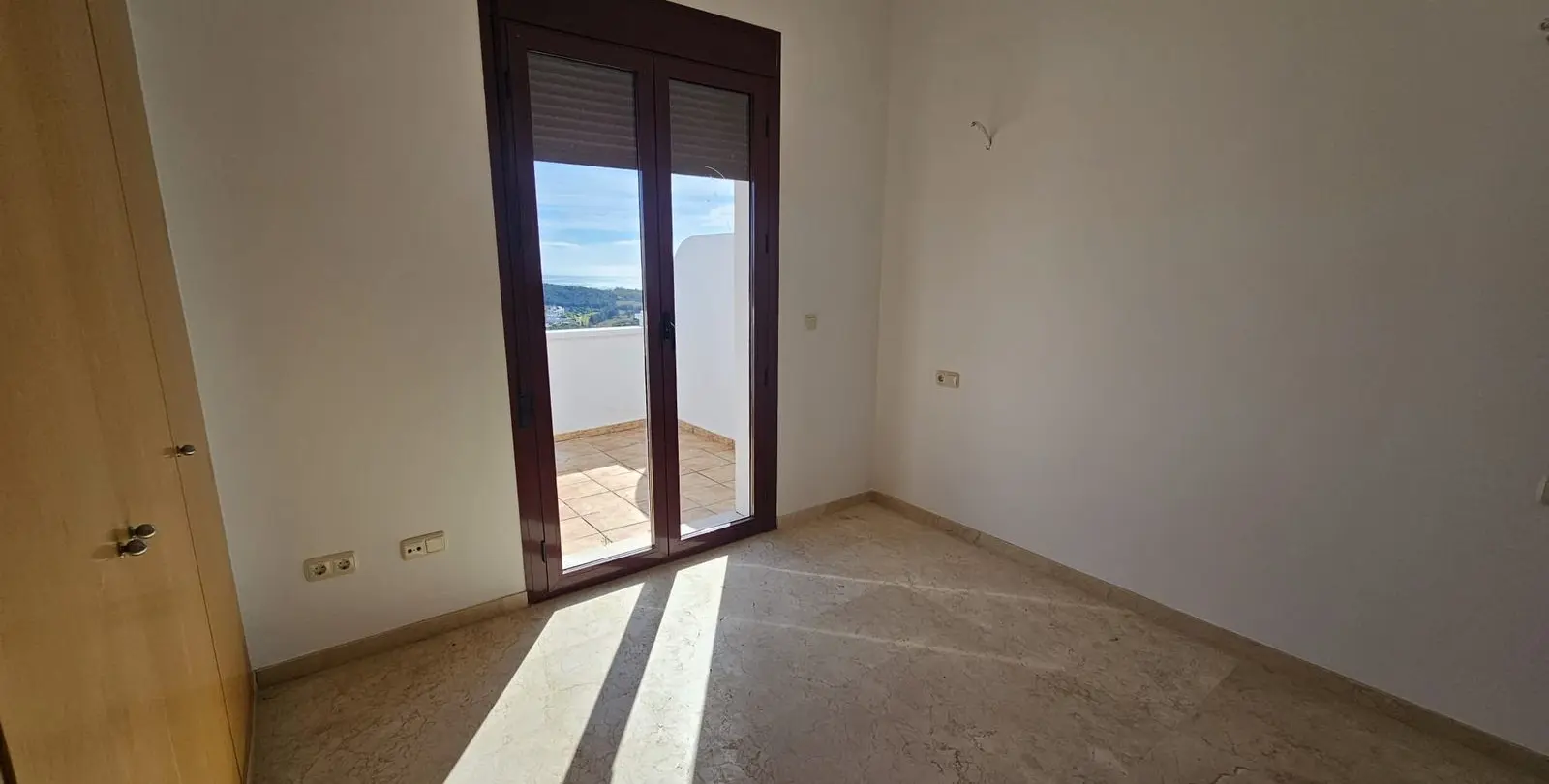 Venta de adosado en Doña Julia 14
