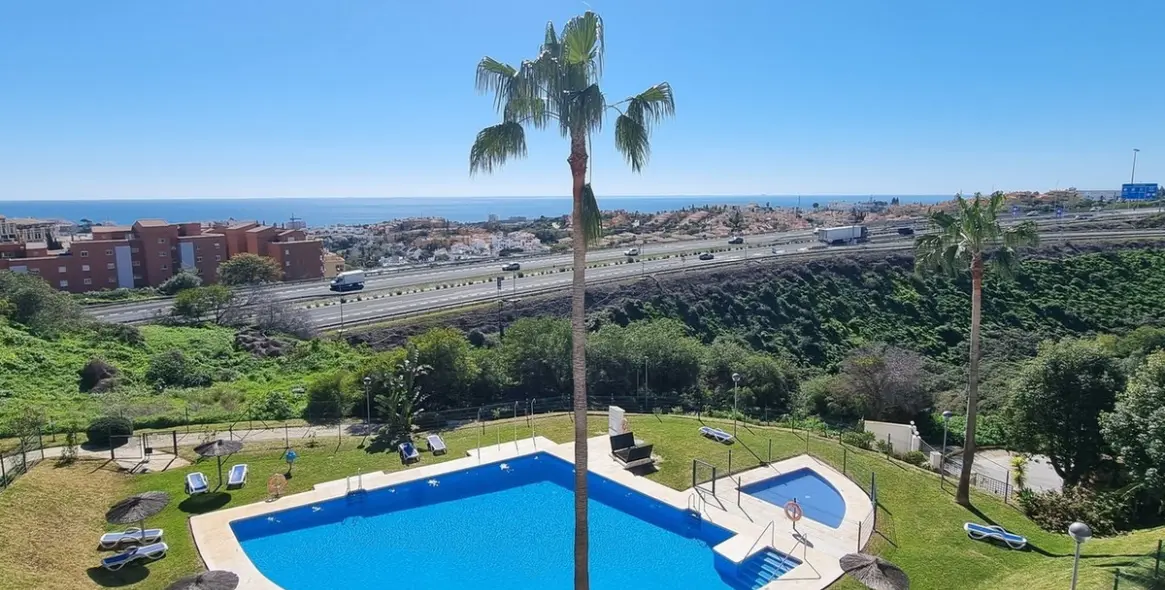 Продажа апартаментов на среднем этаже в Mijas 3