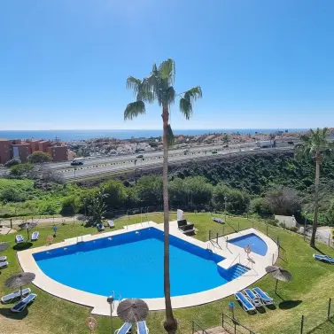 Sale of middle floor apartment in Mijas