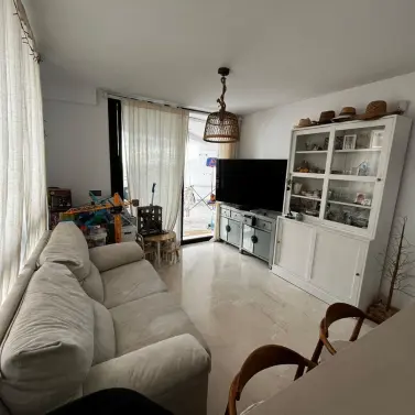 Sale of middle floor apartment in Mijas