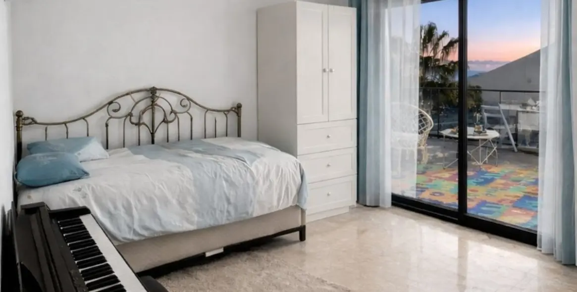 Продажа апартаментов на среднем этаже в Mijas 9