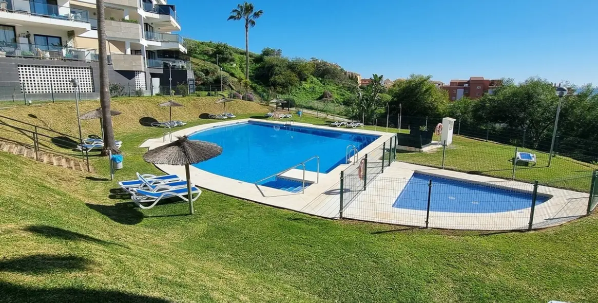 Продажа апартаментов на среднем этаже в Mijas 16