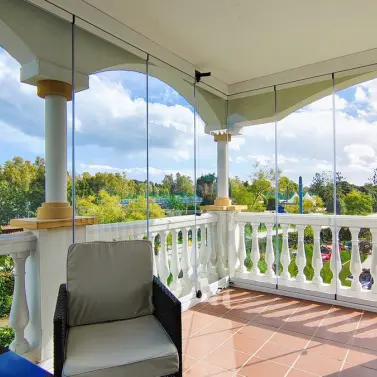 Sale of middle floor apartment in Nueva Andalucía