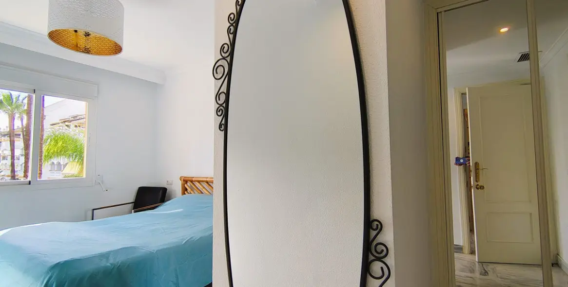 Sale of middle floor apartment in Nueva Andalucía 15