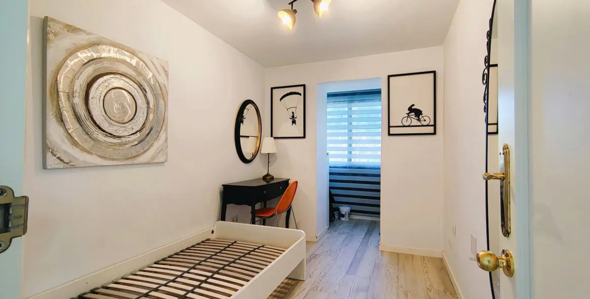 Sale of middle floor apartment in Nueva Andalucía 24
