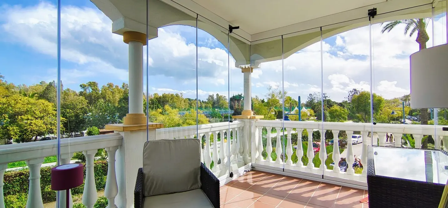 Sale of middle floor apartment in Nueva Andalucía 4