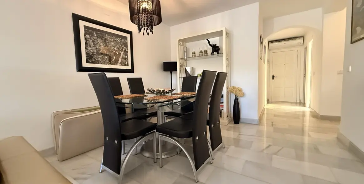 Sale of ground floor apartment in The Golden Mile 6