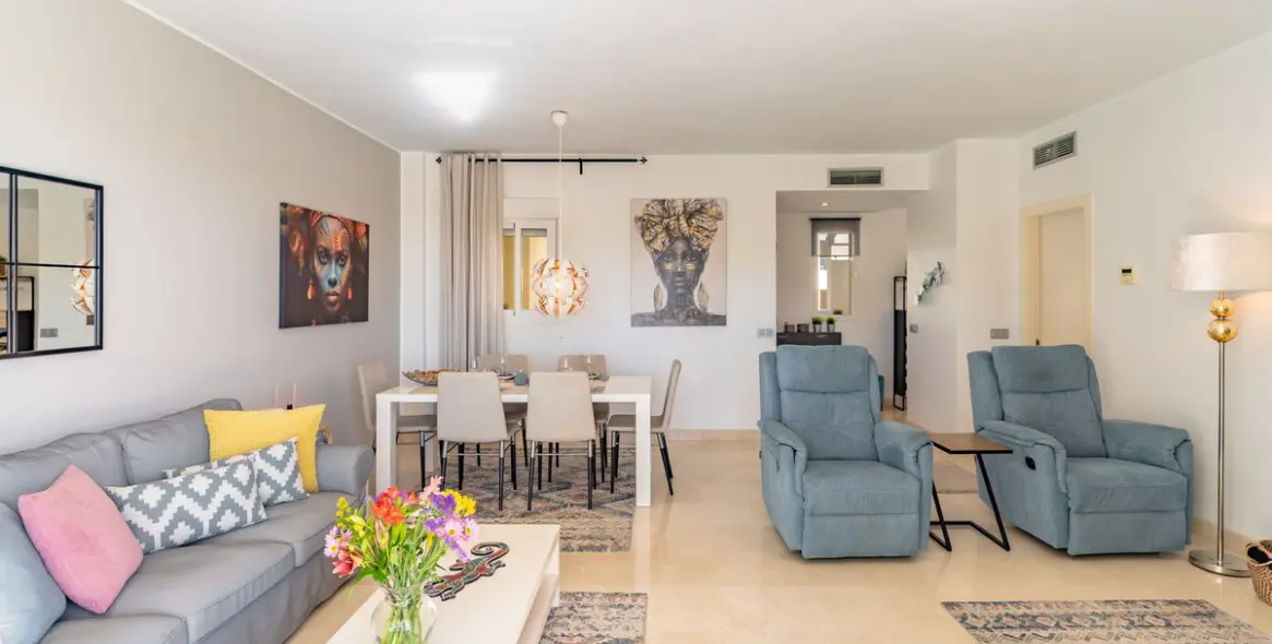 Sale of penthouse in Mijas Costa 2