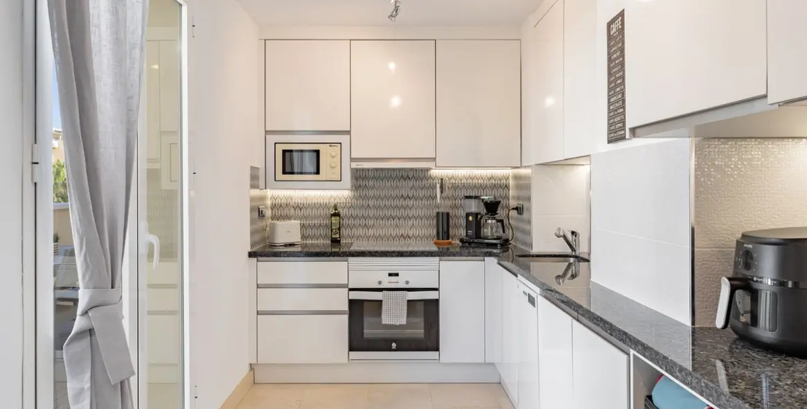 Sale of penthouse in Mijas Costa 3