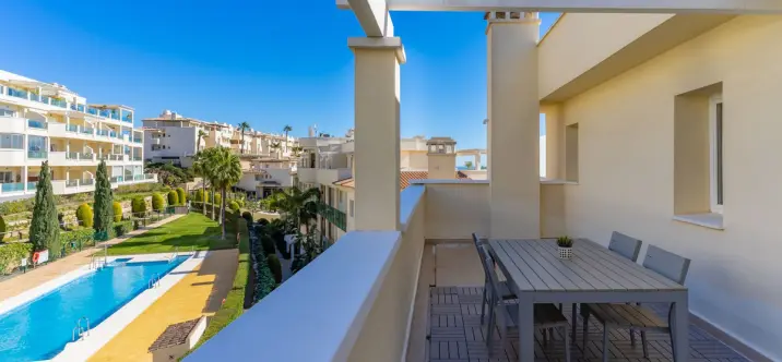 Sale of penthouse in Mijas Costa 4