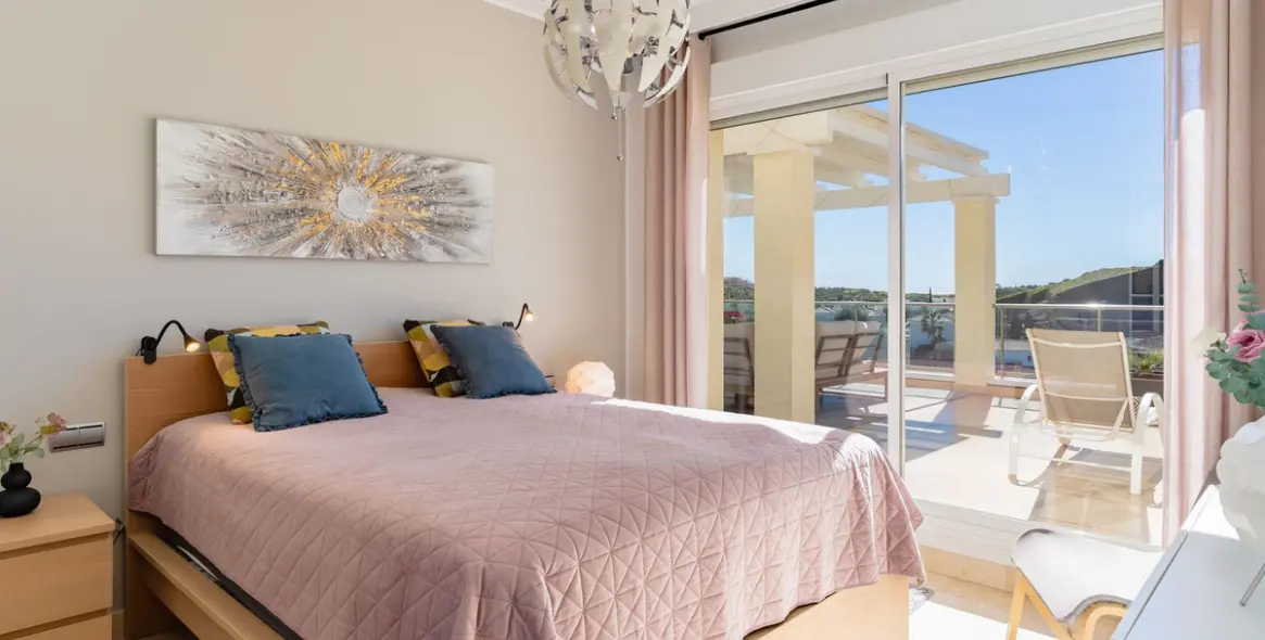 Sale of penthouse in Mijas Costa 12