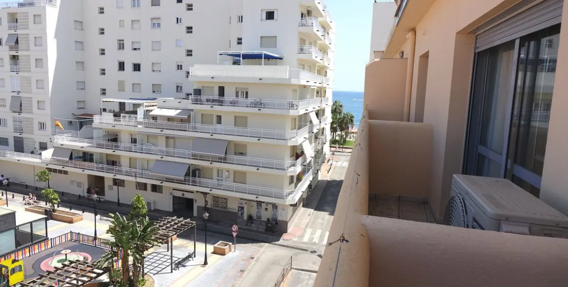 Sale of penthouse duplex in Fuengirola 10