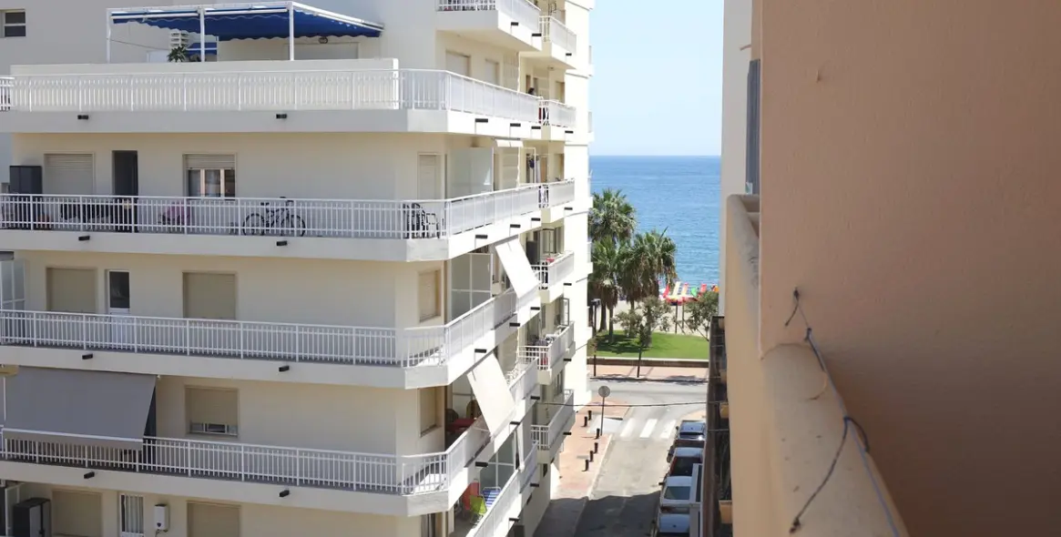 Sale of penthouse duplex in Fuengirola 14