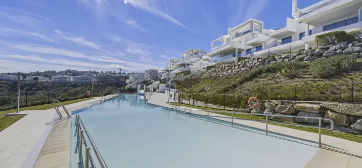 Продажа апартаментов на среднем этаже в La Cala Golf 0