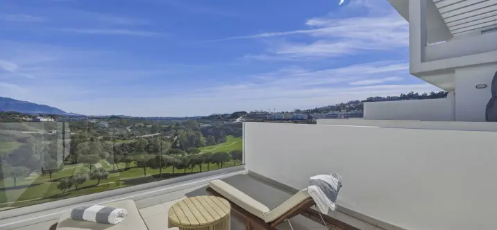 Продажа апартаментов на среднем этаже в La Cala Golf 3