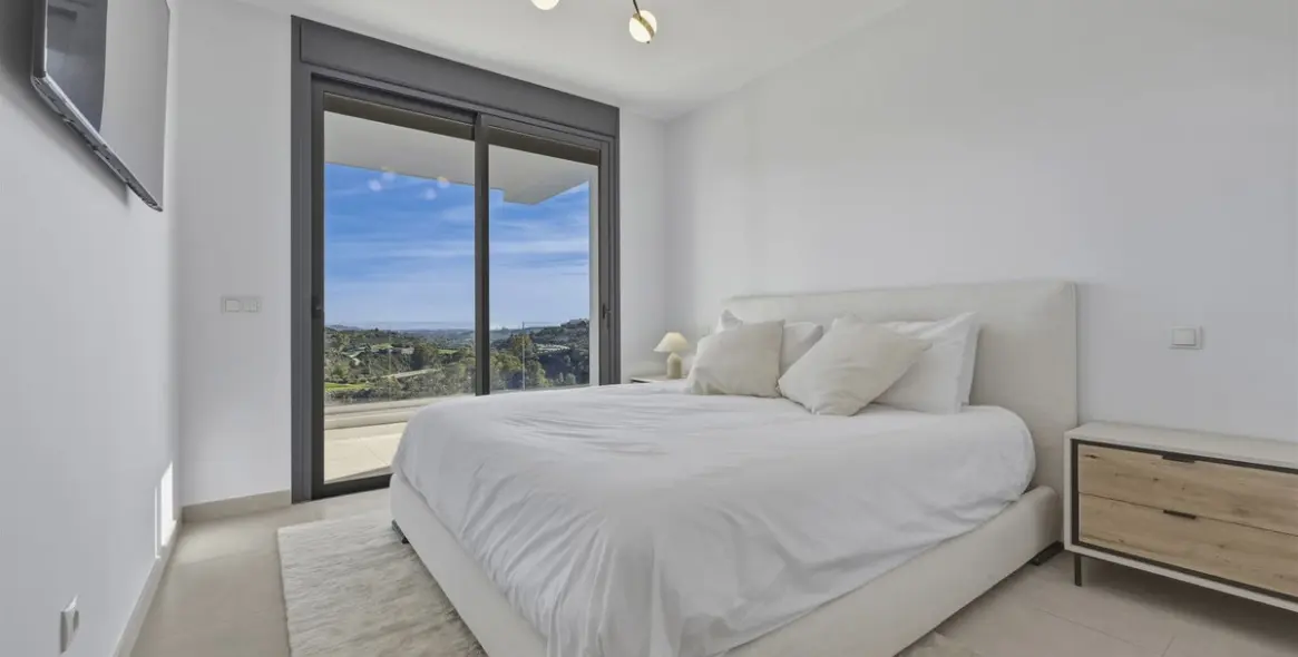 Продажа апартаментов на среднем этаже в La Cala Golf 11