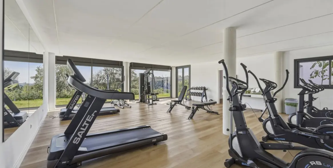 Продажа апартаментов на среднем этаже в La Cala Golf 18