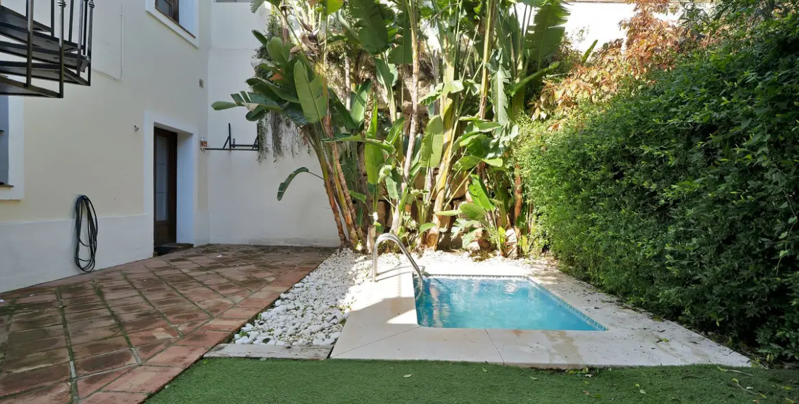 Venta de adosado en Benahavís 10