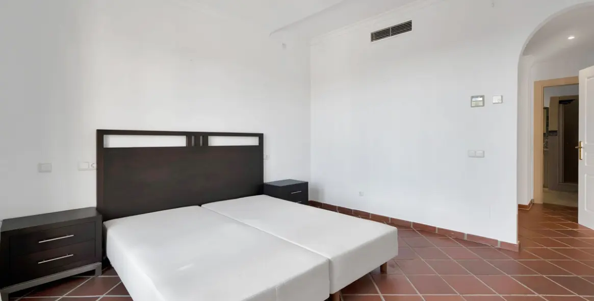 Venta de adosado en Benahavís 17