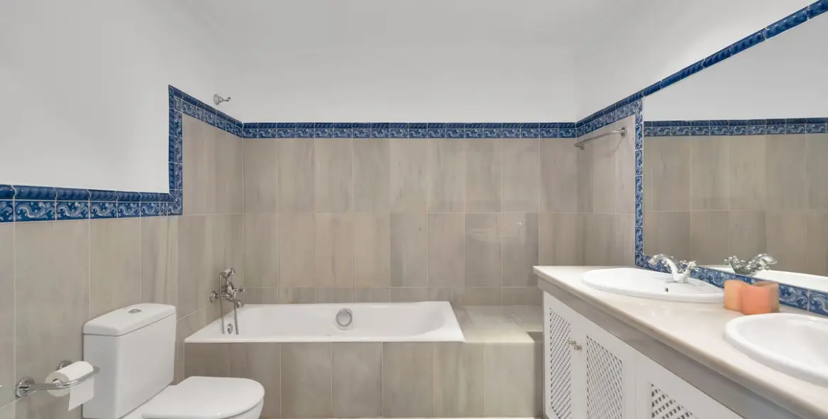 Sale of townhouse in Benahavís 30