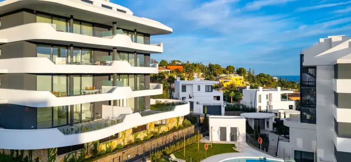 Продажа апартаментов на первом этаже в Fuengirola 2