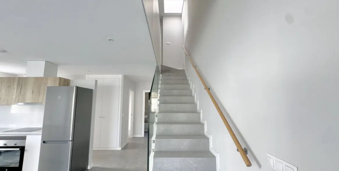 Продажа дома на две семьи в Riviera del Sol 8