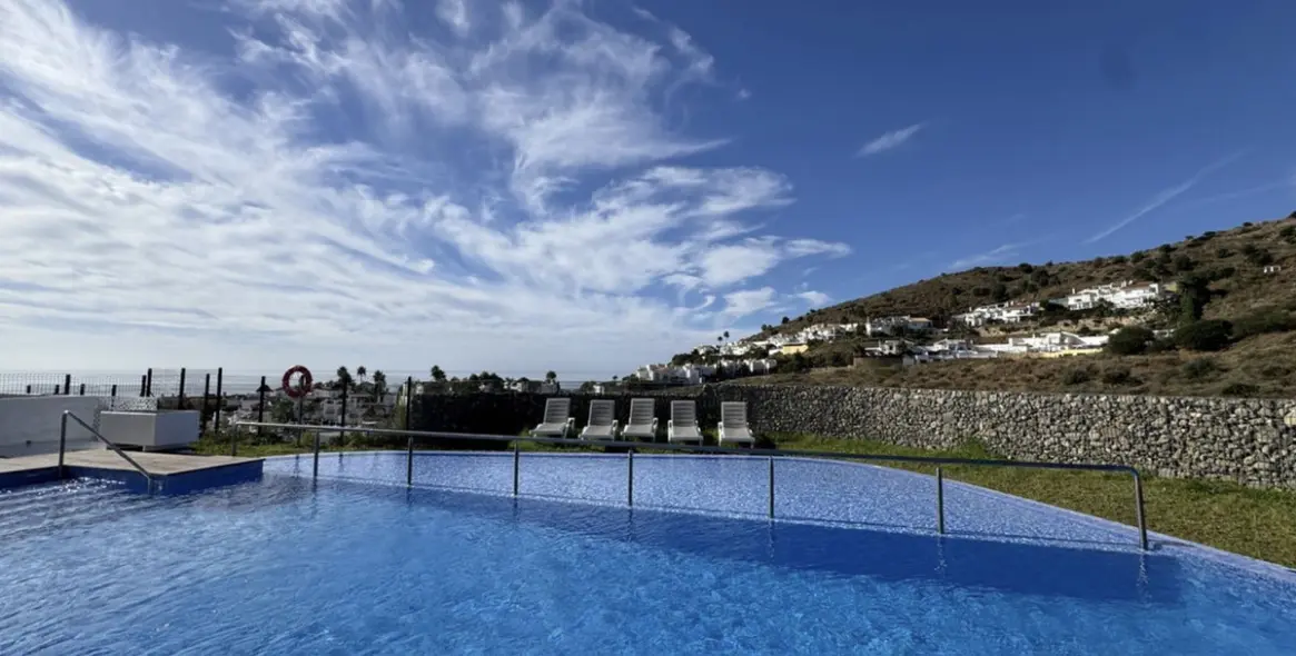 Продажа дома на две семьи в Riviera del Sol 11