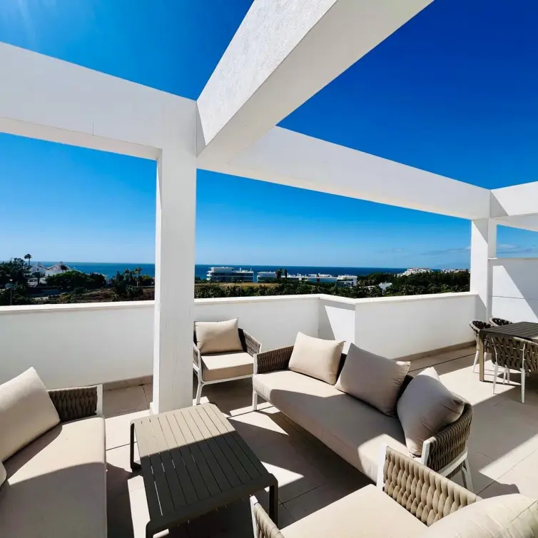 Продажа пентхауса в Estepona
