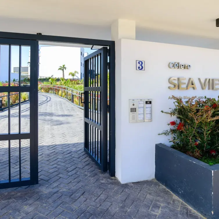 Продажа пентхауса в Estepona