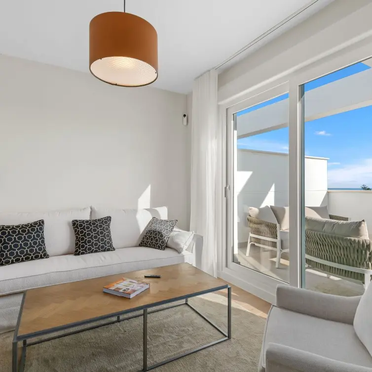 Продажа пентхауса в Estepona