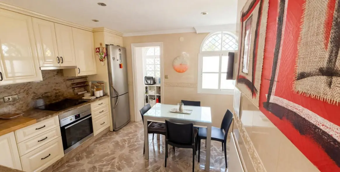 Venta de adosado en Nueva Andalucía 14