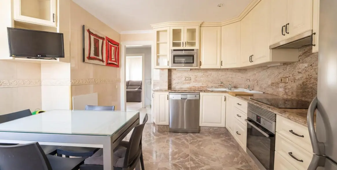 Venta de adosado en Nueva Andalucía 15