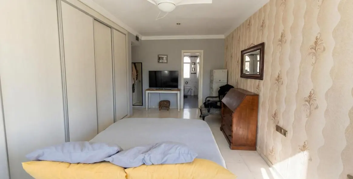 Venta de adosado en Nueva Andalucía 18