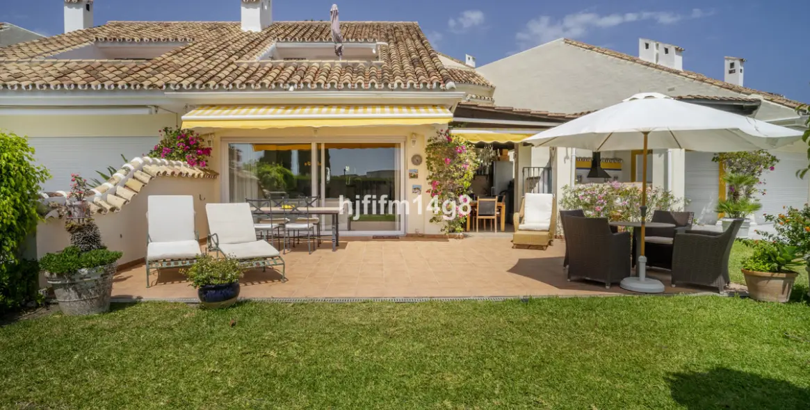 Venta de adosado en Nueva Andalucía 1