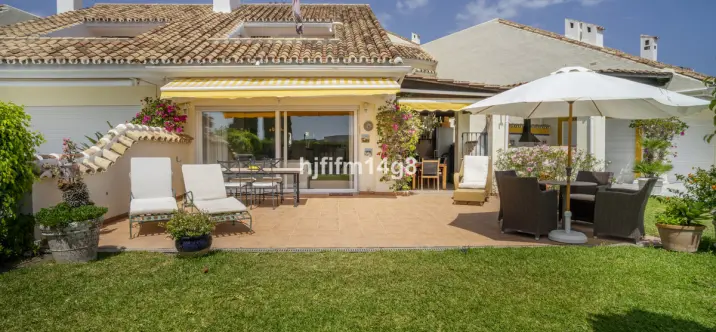 Venta de adosado en Nueva Andalucía 0