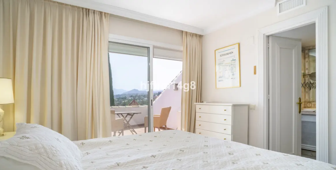 Продажа таунхауса в Nueva Andalucía 11