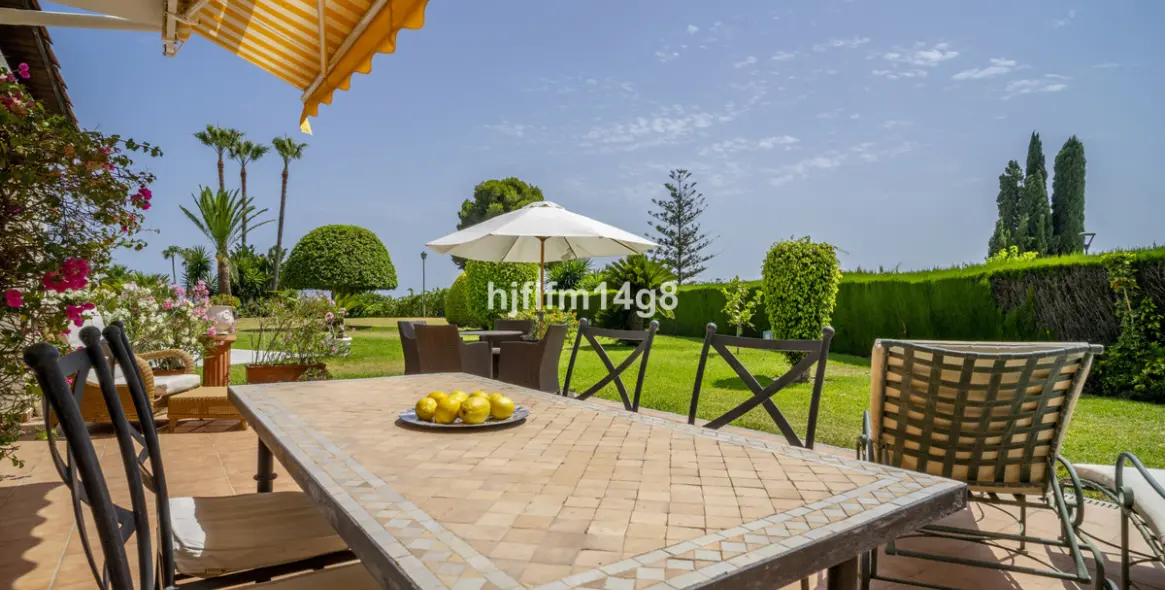 Продажа таунхауса в Nueva Andalucía 23