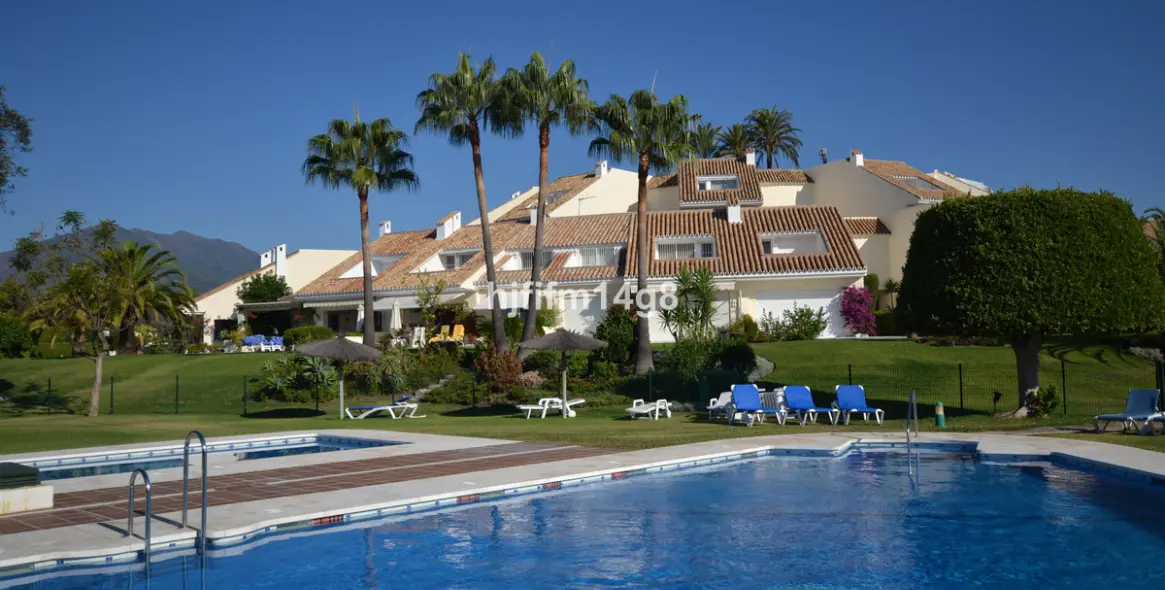 Продажа таунхауса в Nueva Andalucía 29