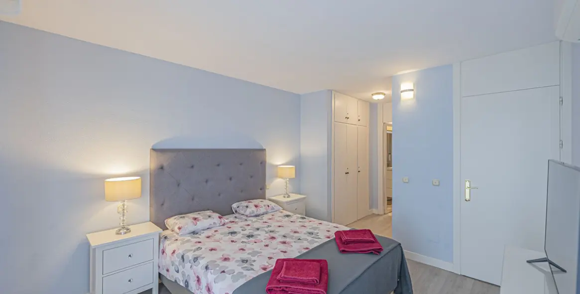 Продажа апартаментов на среднем этаже в Estepona 10