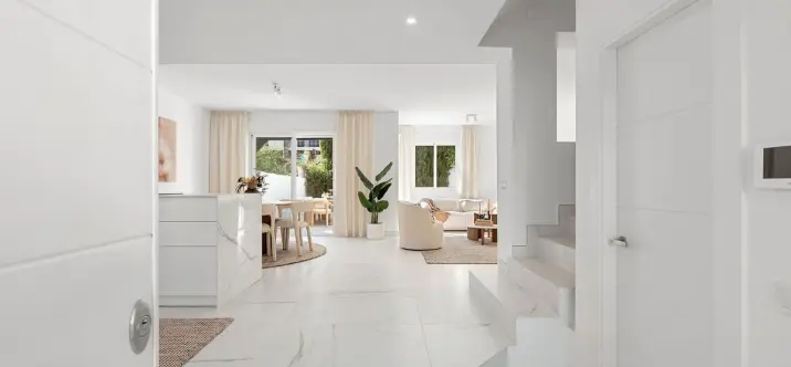 Sale of townhouse in Nueva Andalucía 1