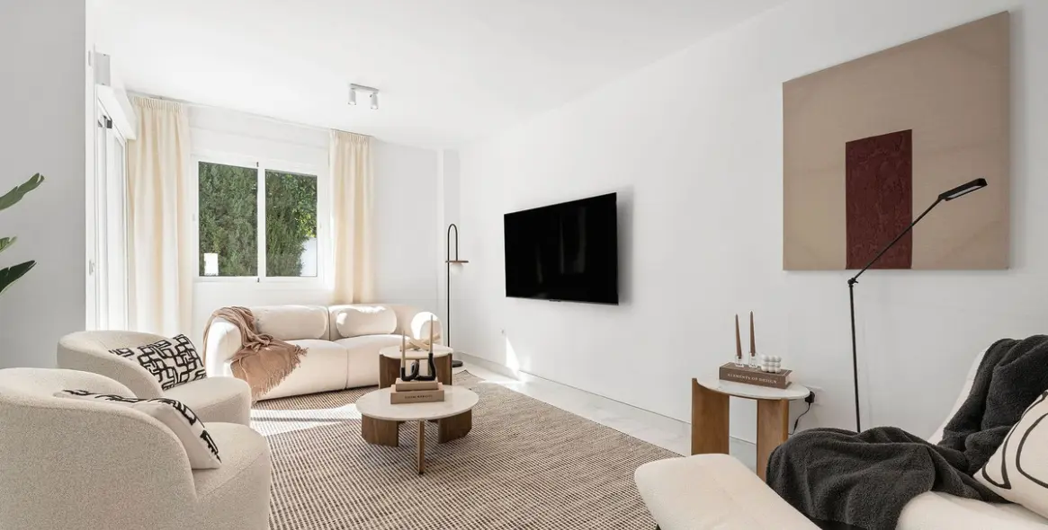 Sale of townhouse in Nueva Andalucía 15