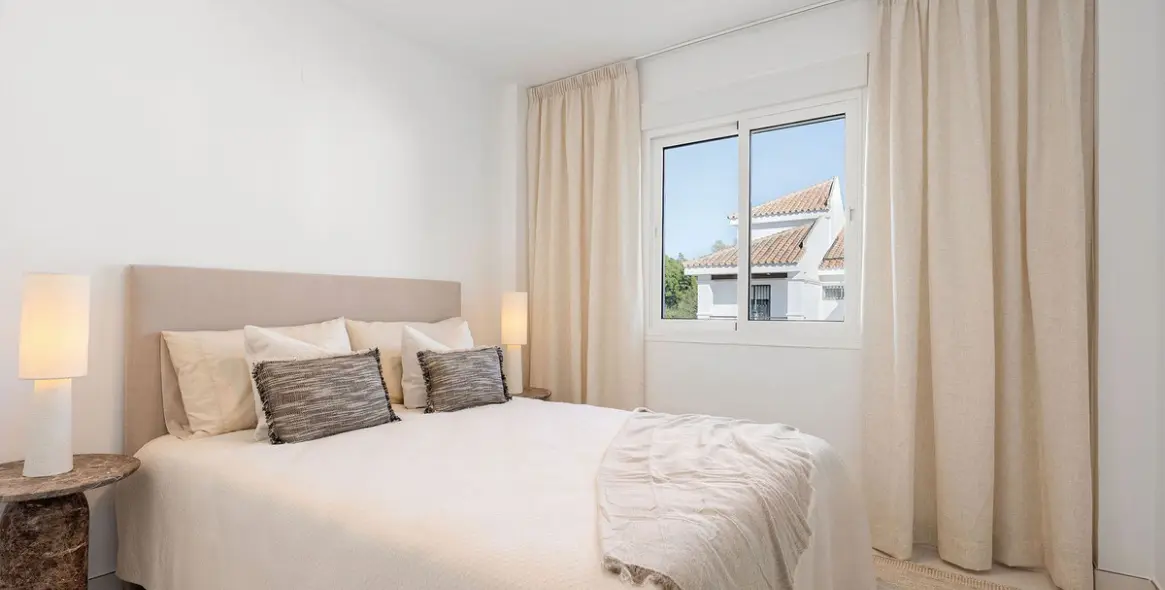 Sale of townhouse in Nueva Andalucía 25