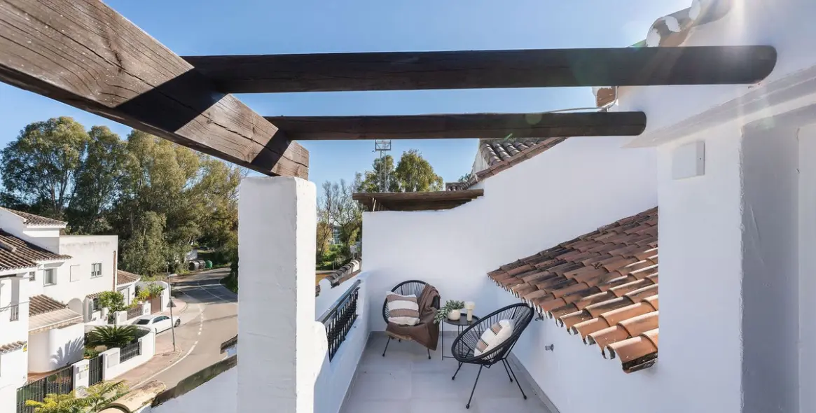 Sale of townhouse in Nueva Andalucía 28