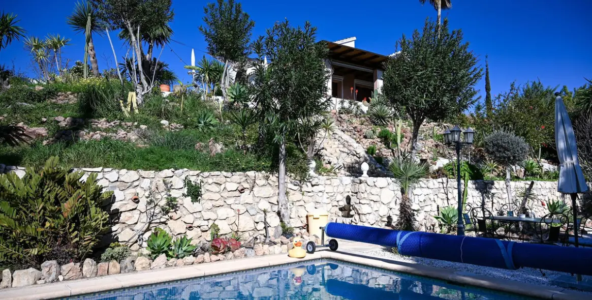 Sale of detached villa in Alhaurín de la Torre 50