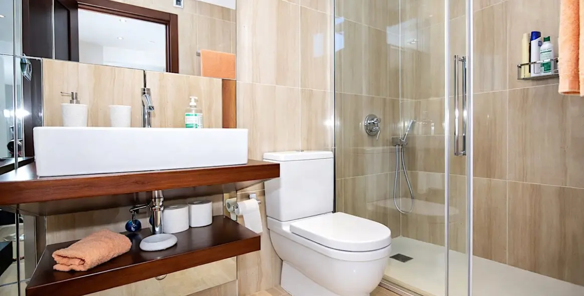Sale of penthouse duplex in Estepona 6