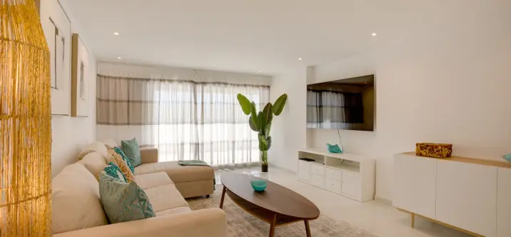 Venta de villa independiente en Estepona 3