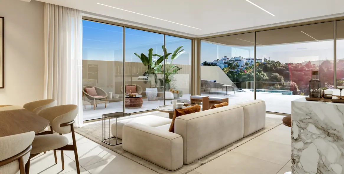 Sale of detached villa in Estepona 3