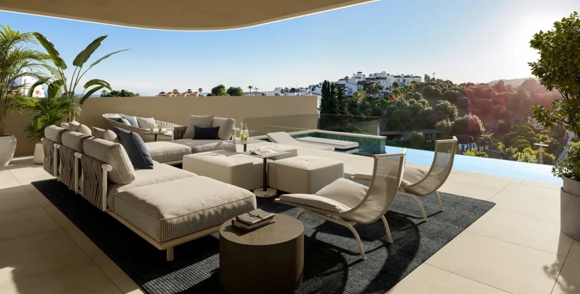 Sale of detached villa in Estepona 9